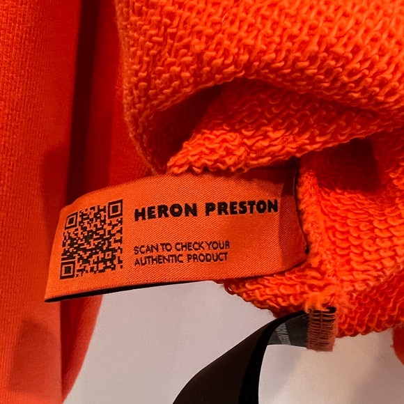 Heron Preston Flaming Skull Crewneck Size: M - Picture 9 of 12